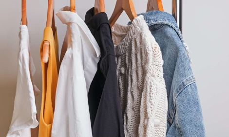 minimalistwardrobe-774df26f6b9e42d89accc2cad58c4110